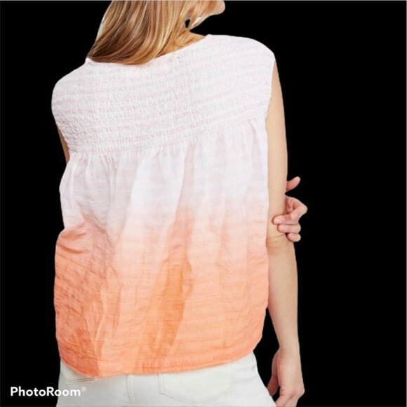 Free People little Bit Of Something Ombré Blouse Womens M Smocked NWT - Picture 4 of 9